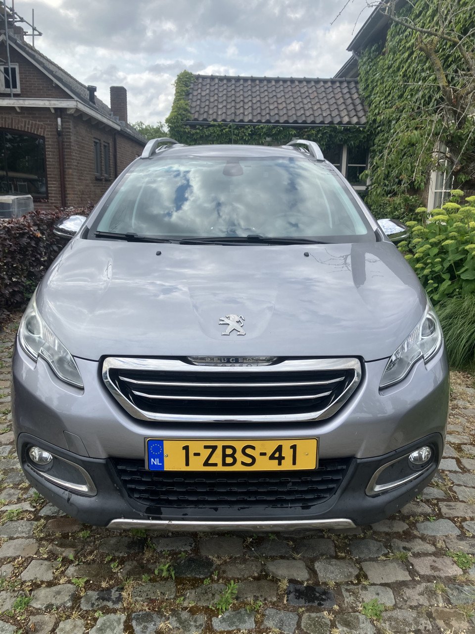 Hele mooie Peugeot 2008 Crossway, nieuwe riem dealer onderhouden