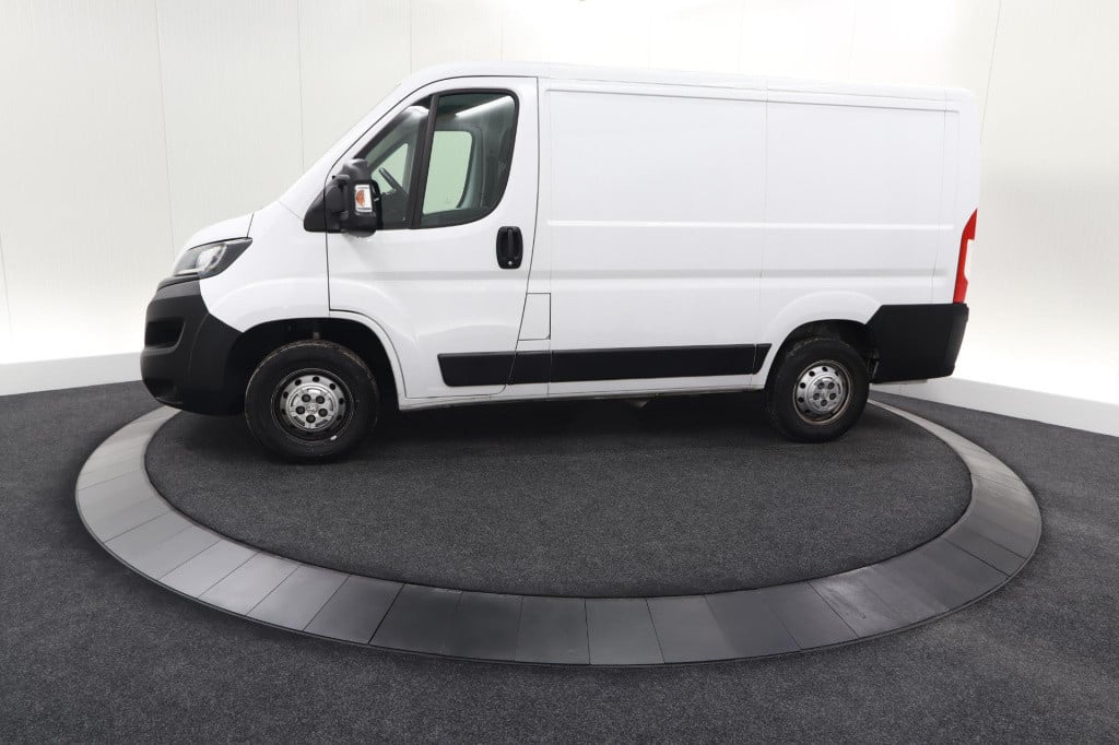 Peugeot Boxer 330 2.2 bluehdi 120 l1h1 premium | trekhaak | camera | betimm