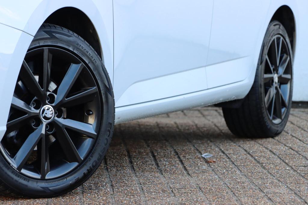 Skoda Fabia 1.2 tsi drive 90pk