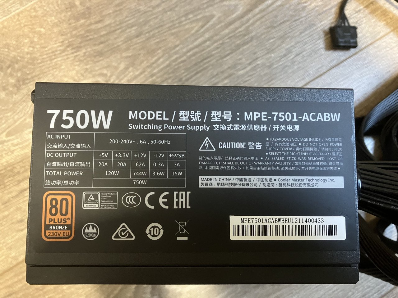 Coolermaster 750 Watt voeding