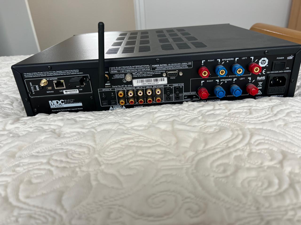 Versterker NAD c368 met BluOs module