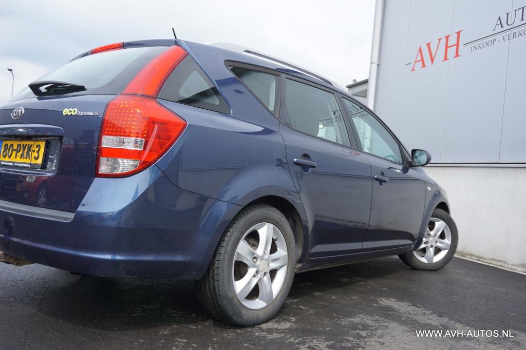 Kia Cee'd sporty wagon 1.4 cvvt seven