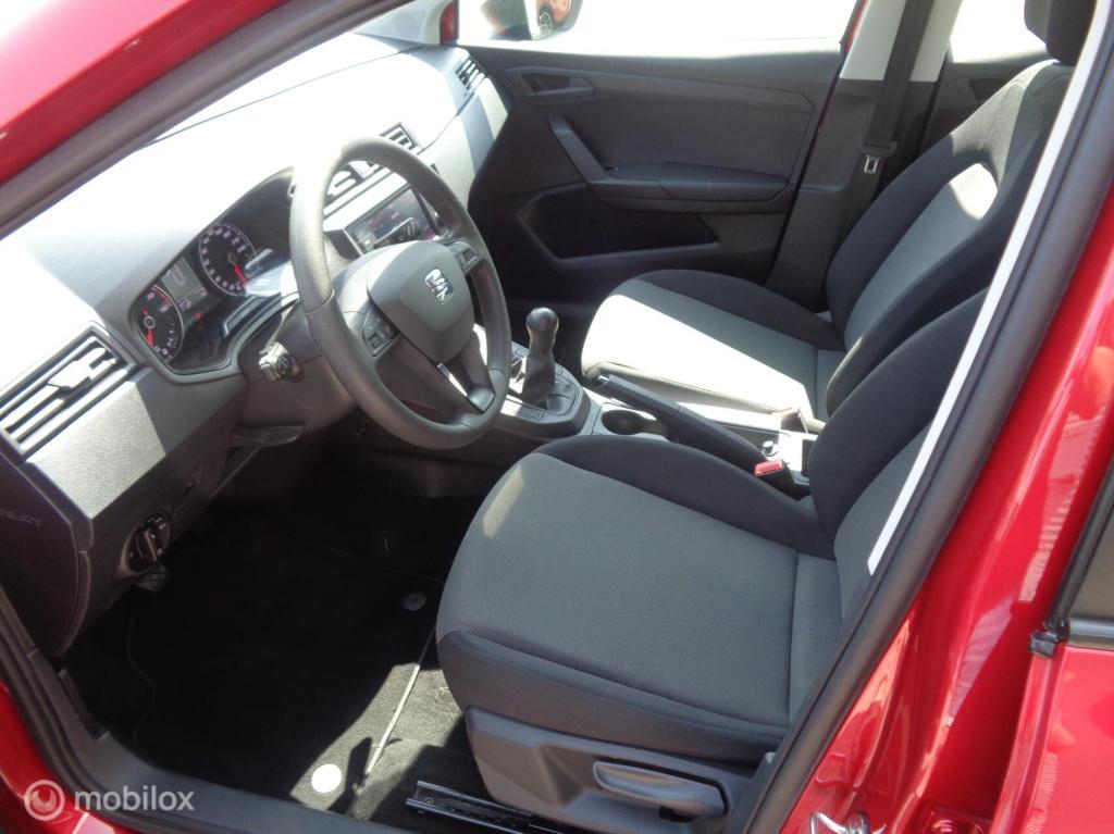 Seat Arona 1.0 tsi reference/airco/lm velgen/carplay/1st eig/slechts 79000k