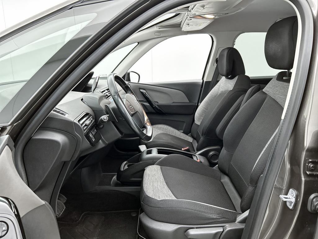 Citroen C4 Picasso 130 pk feel automaat | rijklaar | trekhaak  | keyless en