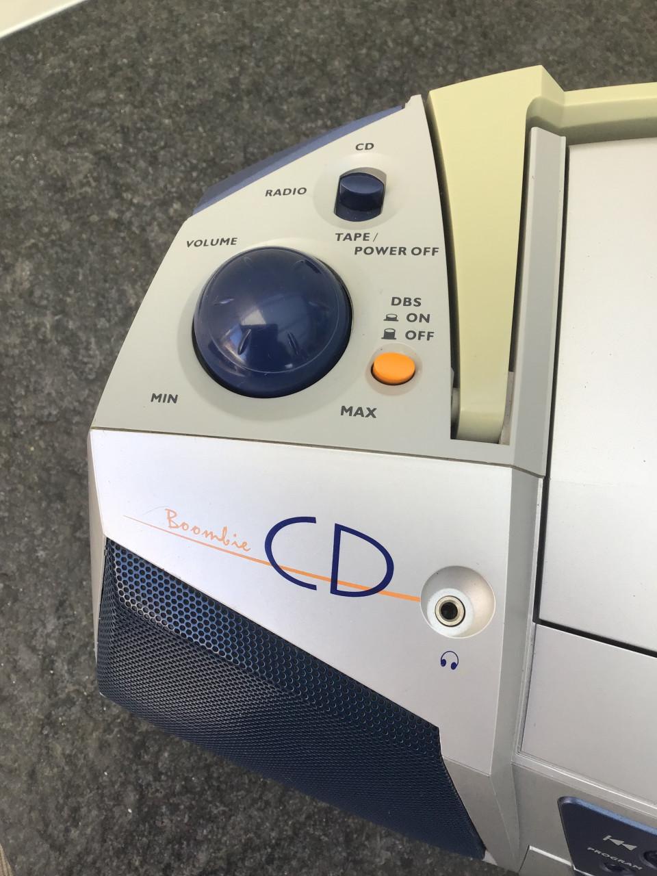 Draagbare radio cd cassette speler