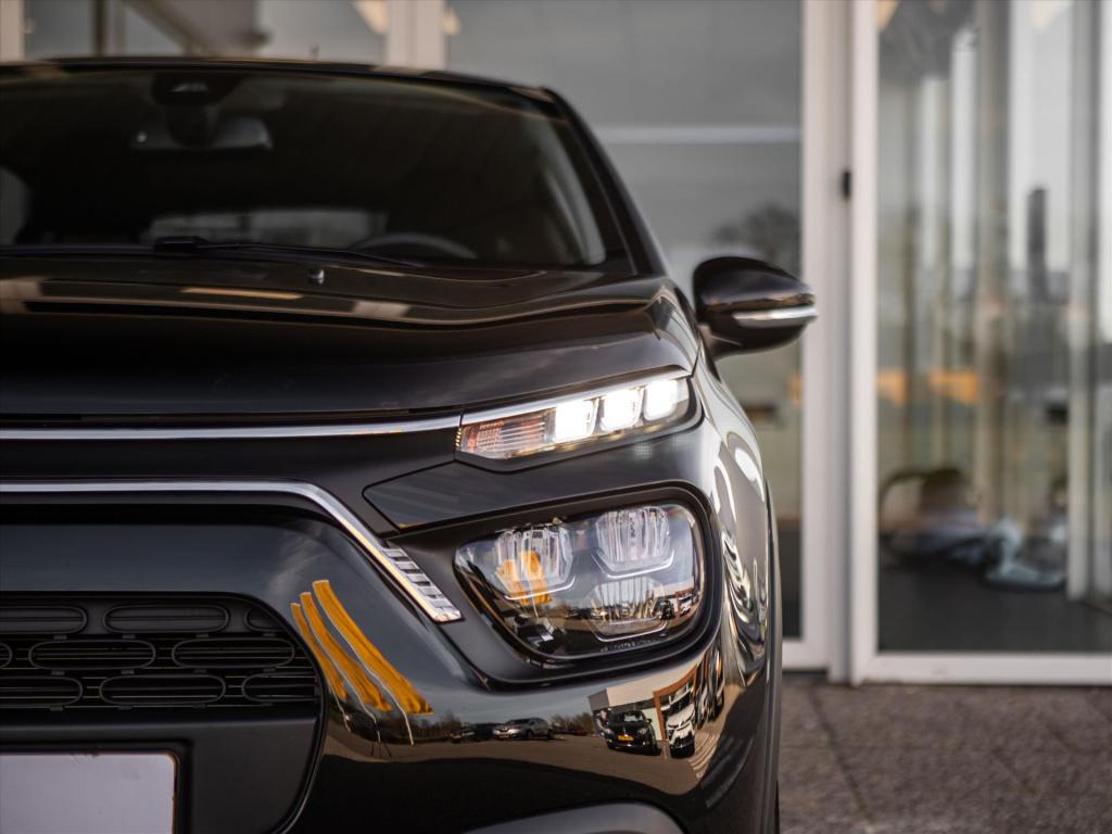 Citroen C3 1.2 puretech 110pk max | navigatie | camera | carplay | park. se