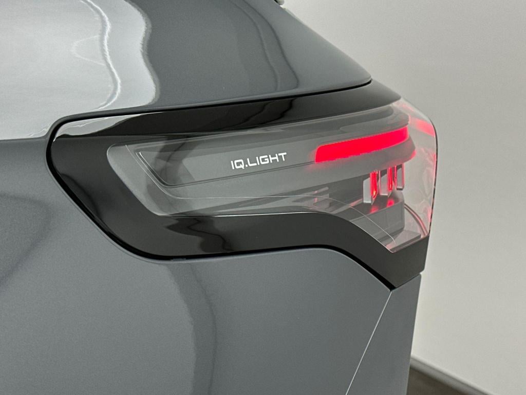 Volkswagen Tiguan r-line edition 272 plug in hybride black style pakket