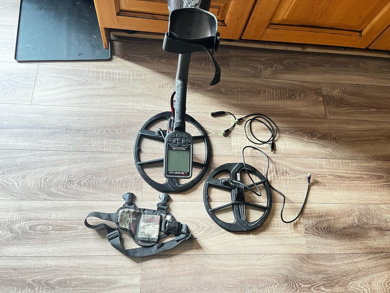 Nokta Macro Legend metaaldetector + 2 zoekschijven