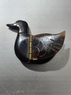 Vintage snuisterijdoosje in de vorm van een eend, 1880 – 1930 5x4x1.5cm