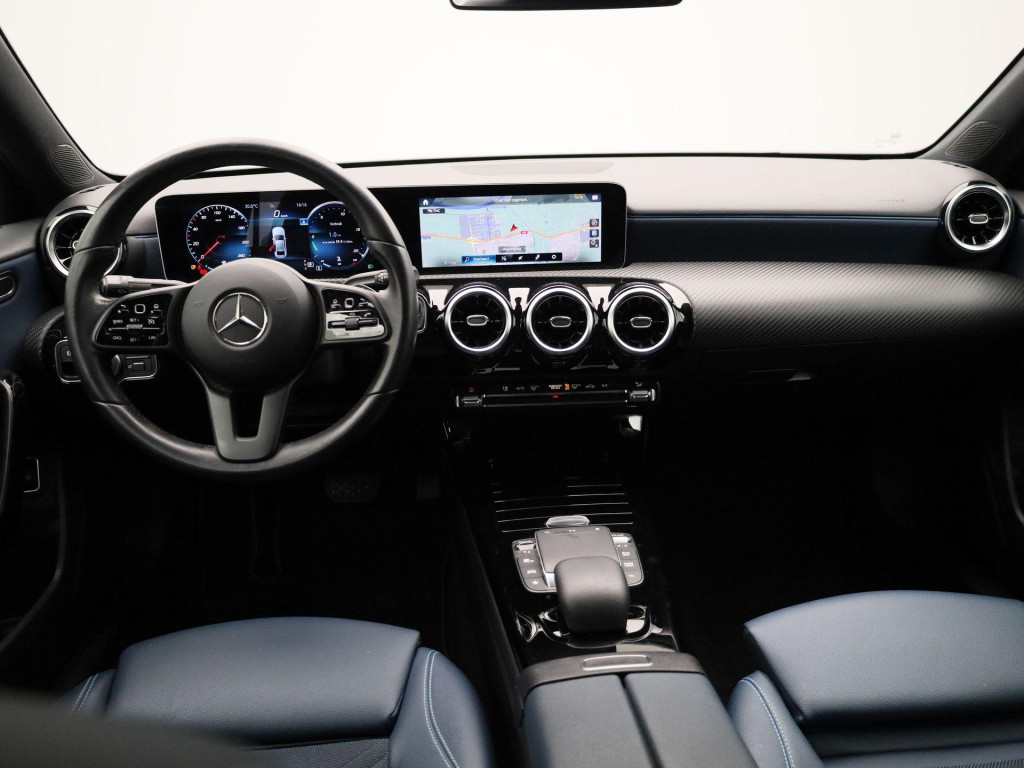 Mercedes-Benz A-Klasse 200 business solution plus | automaat | half leder |