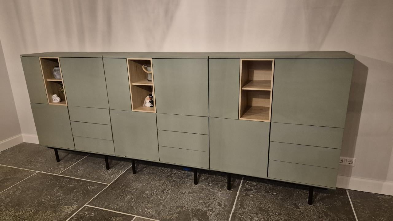 2 dressoir kasten
