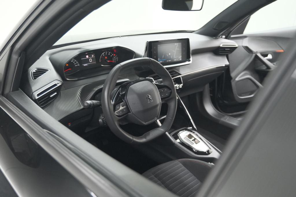 Peugeot 2008 puretech 130 active pack | trekhaak | camera | navigatie | par