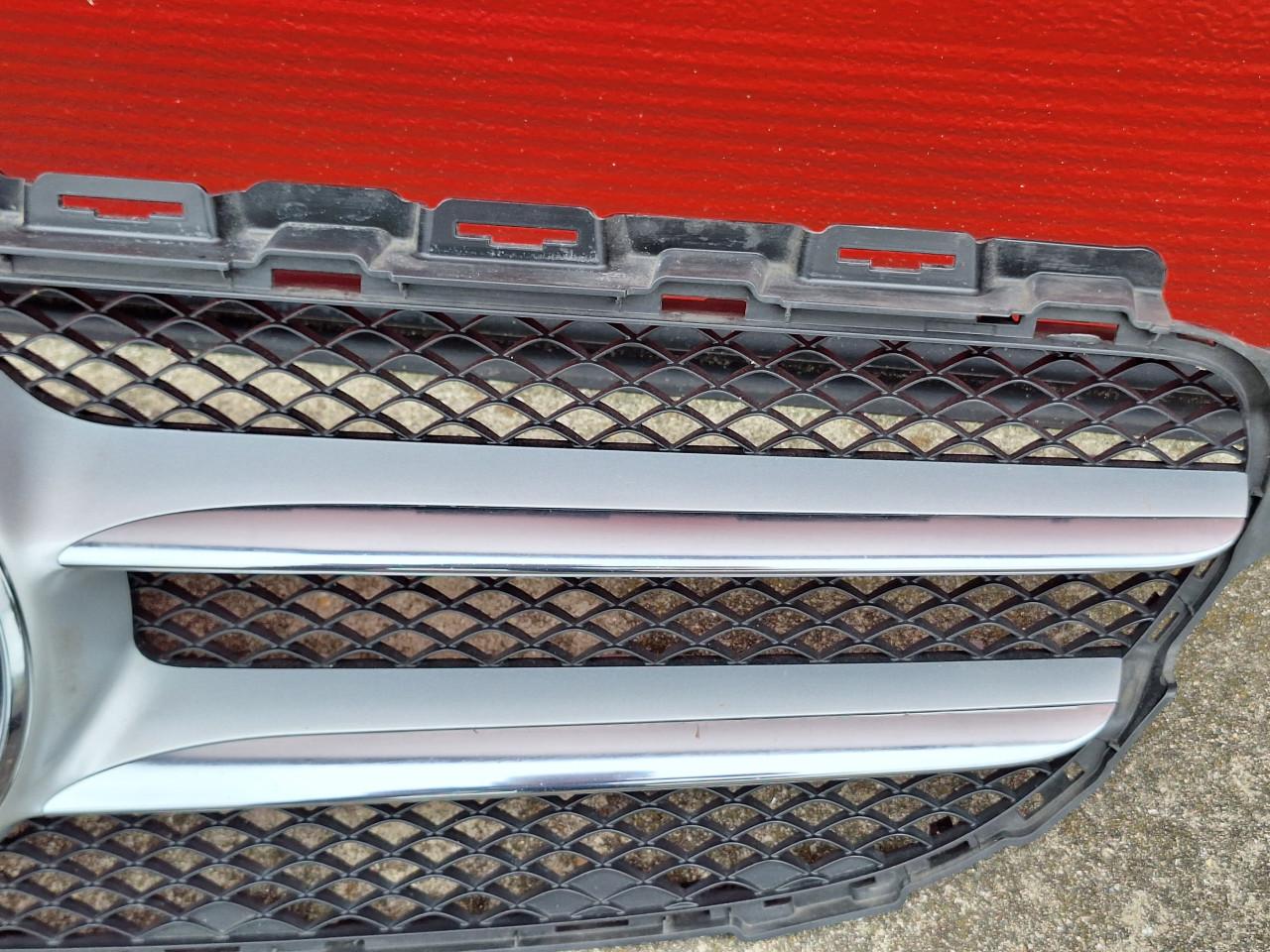 Originele Grille voor Mercedes-Benz C 180