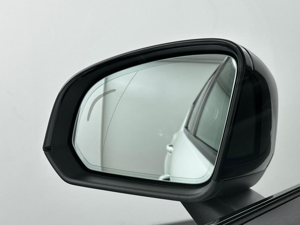 Volvo XC40 1.5 t3 r-design | 360 | electr. stoelen | harman kardon | parkee