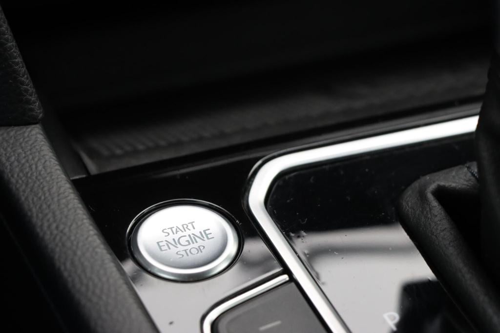 Volkswagen Passat variant 1.4 tsi phev gte business 218pk dsg6