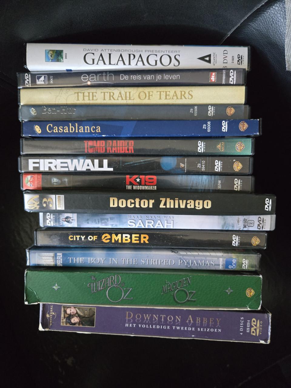 14 x DVD € 1 per stuk Alles in 1 koop €7.50