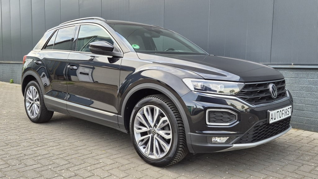 Volkswagen T-roc 1.5 tsi sport*navi*clima*led*lane ass*vitrual*18 inch*auto