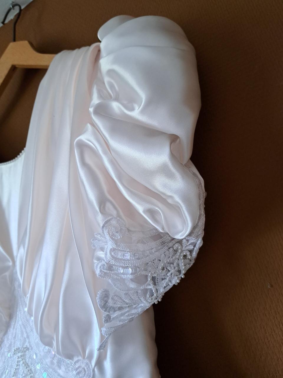 Trouwjurk maat 40