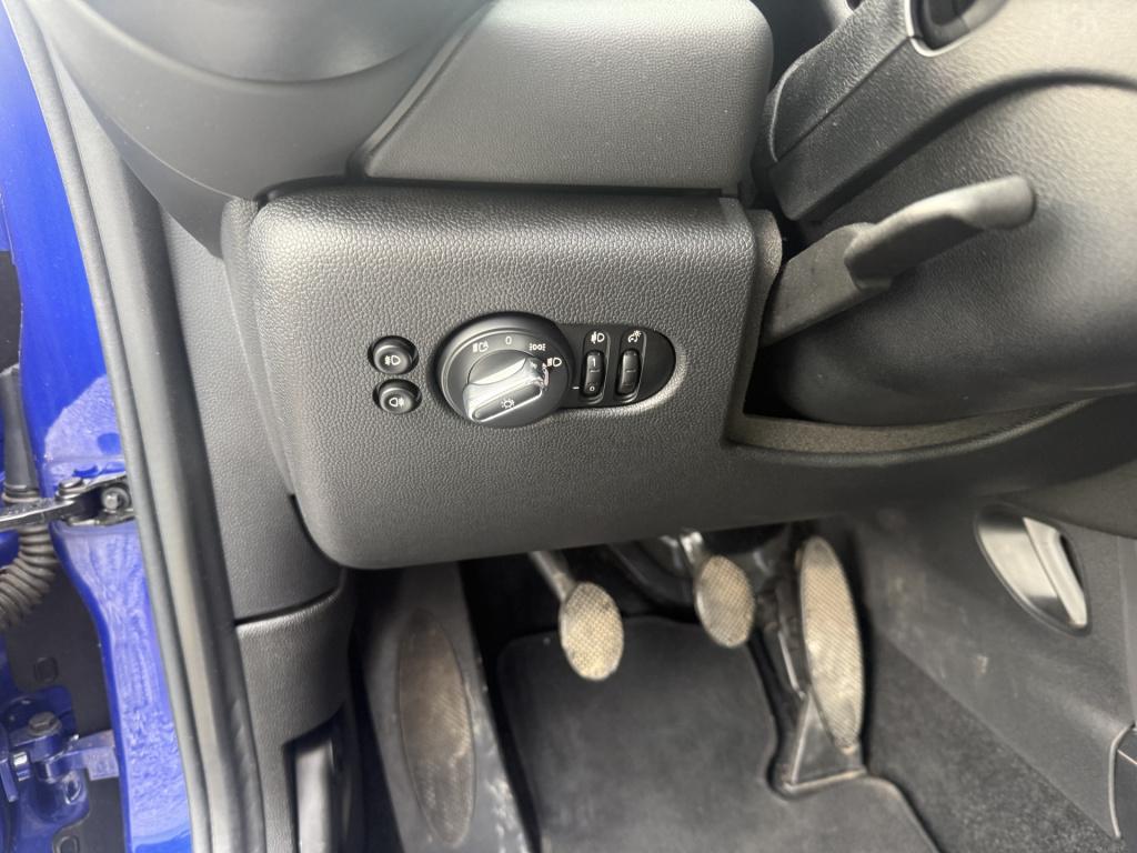Mini Cooper mini 1.5i 136pk chili 3-drs