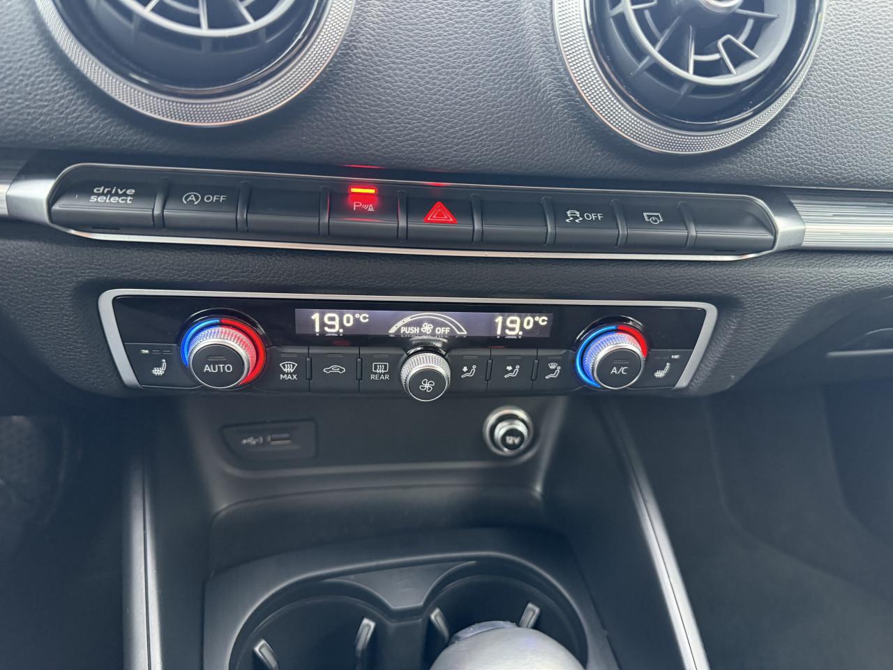 Audi A3 Sportback - 35 TFSI S-LINE | Stoel/Stuurwielverwarming | ACC