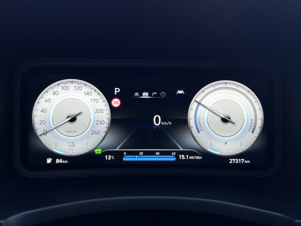 Hyundai Kona ev fashion 39 kwh