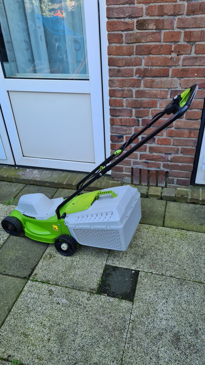 Grasmaaier merk Central Park - 220V-1000W