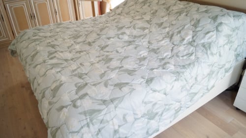 Happybed dekbed voor het hele jar 220 x 240 cm.