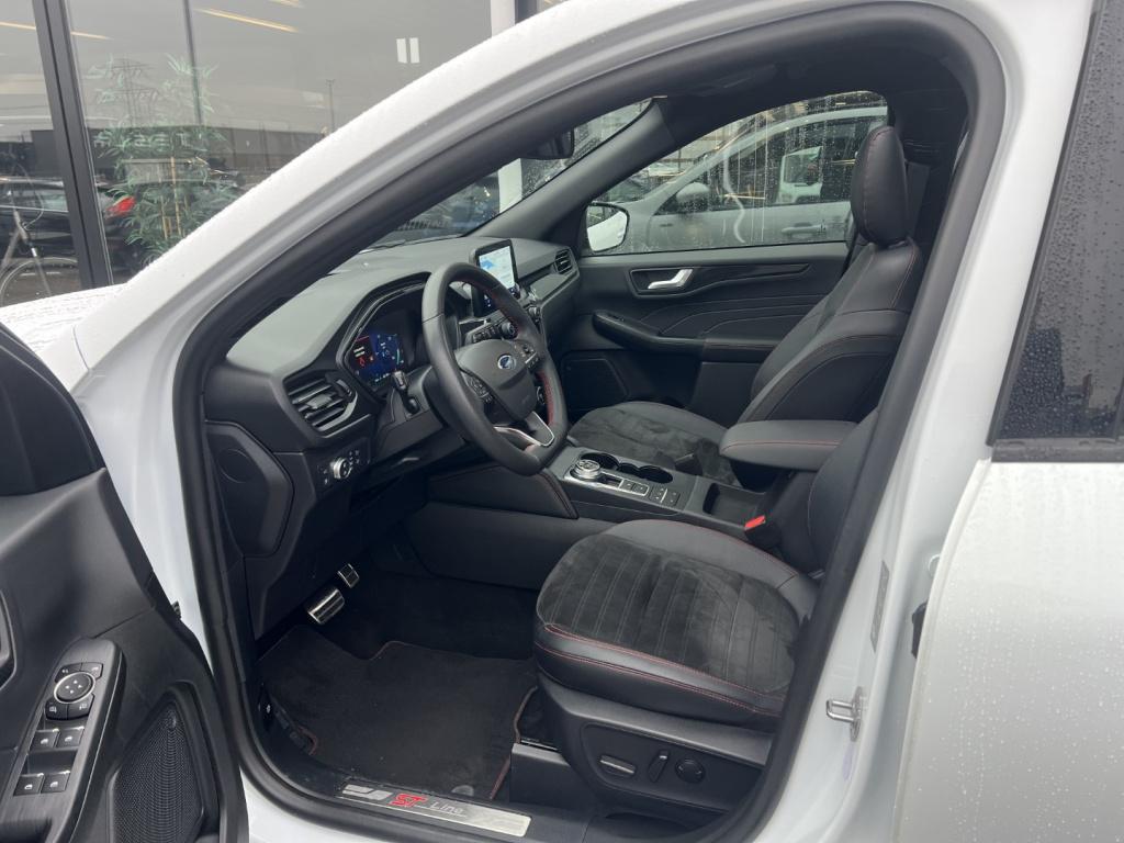 Ford Kuga 2.5 phev e-cvt 225pk st-line x , pano dak , 19inch , voorruitverw