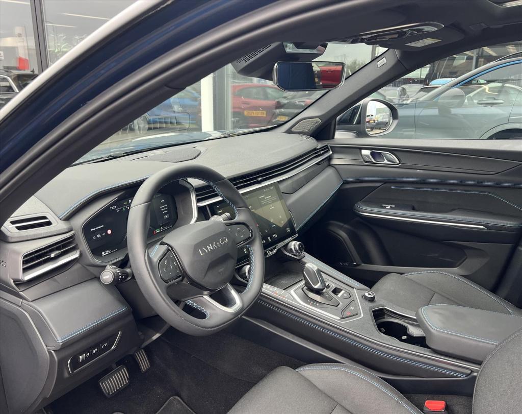 Lynk & Co 01 1.5 261pk phev 7dcth , panodak , adaptive cc ,stuur en stoelve