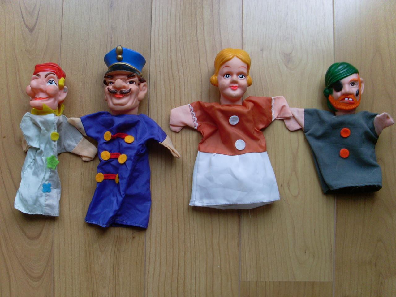 4 Poppenkast poppen