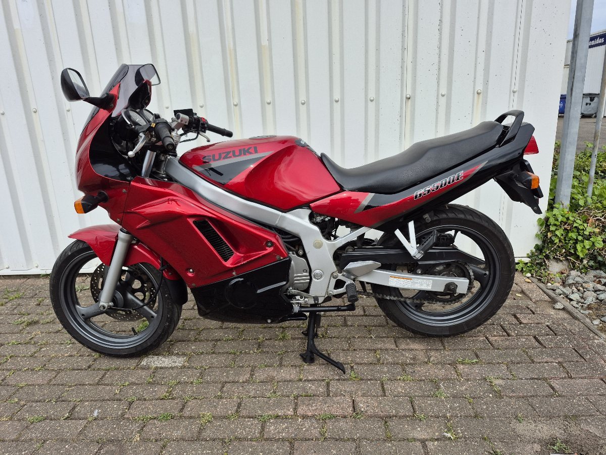 Suzuki GS500E Challenger, 35Kw