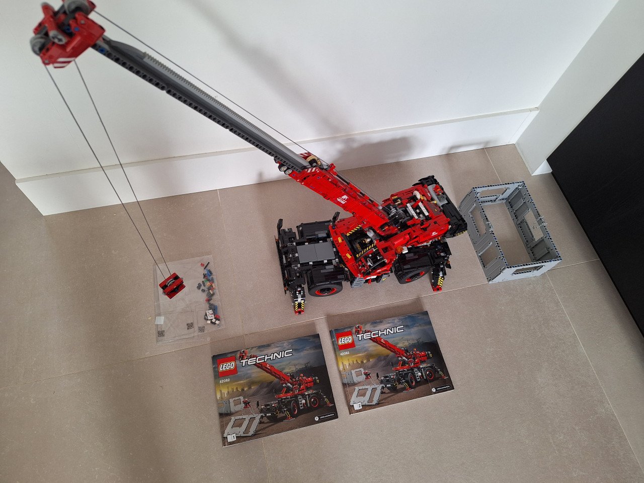 LEGO Technic 42082 – Rough Terrain Crane