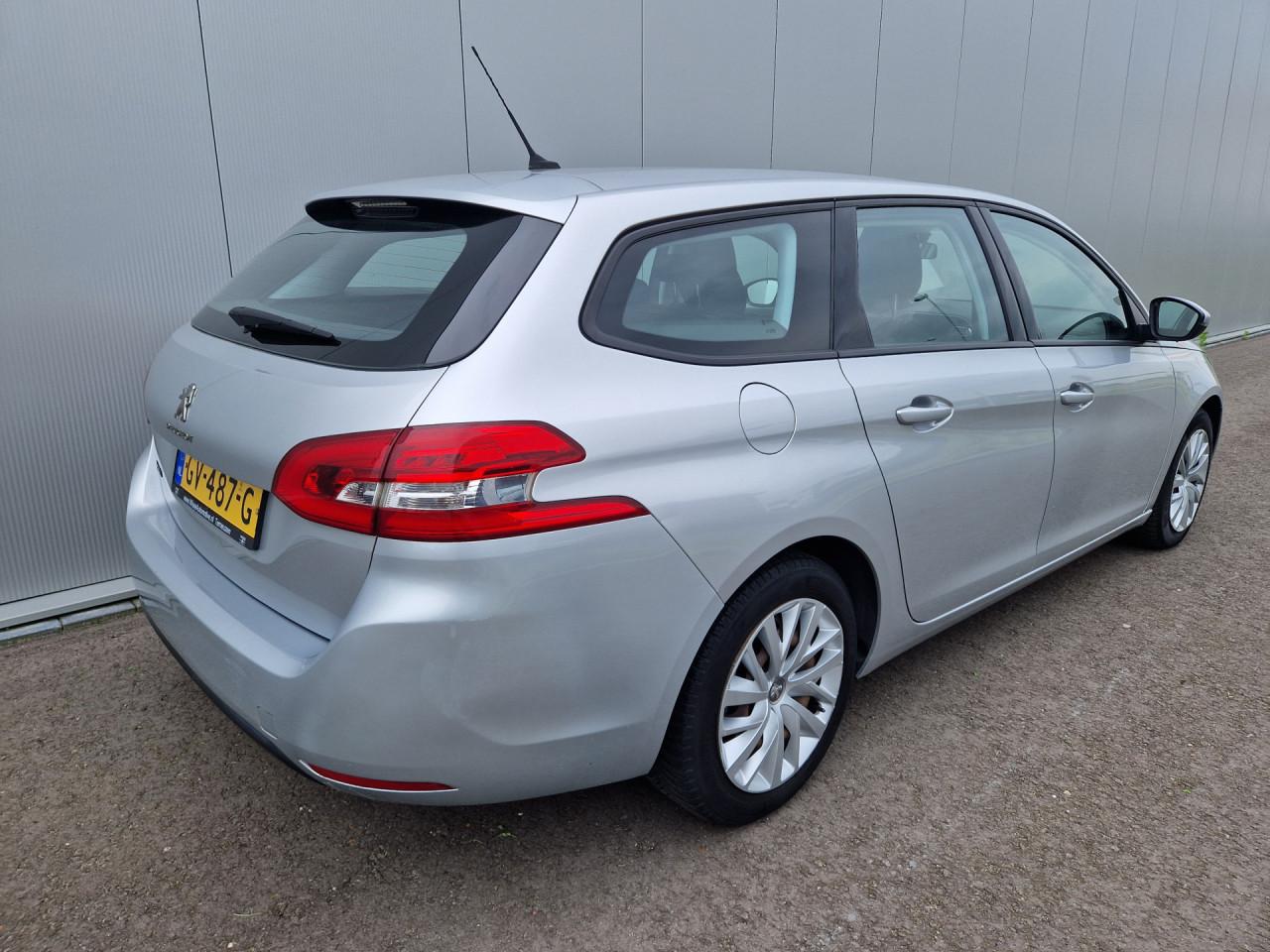 Peugeot 308 SW 1.2 PureTech Blue Lease