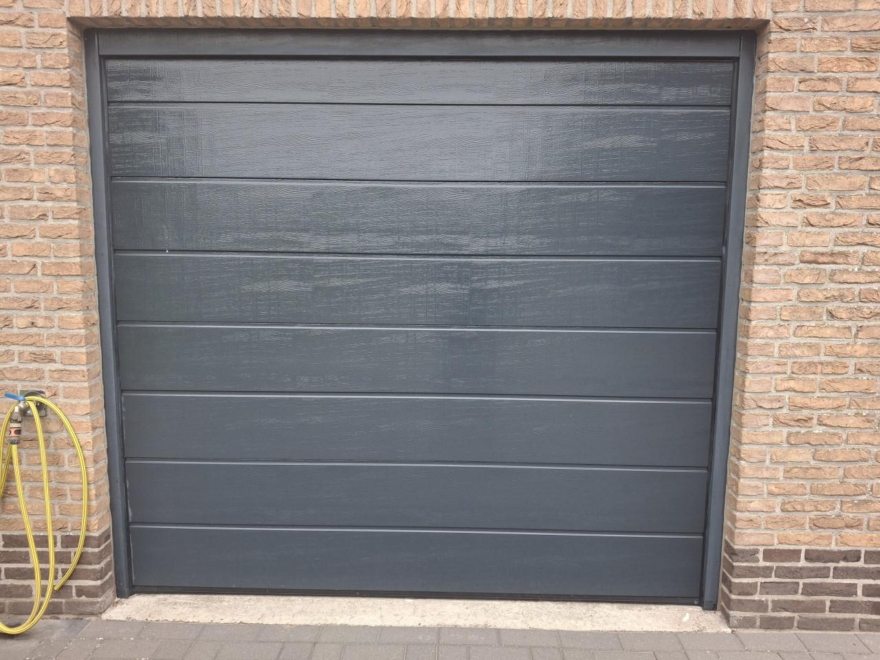 Electrische garage deur