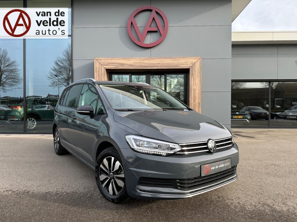 Volkswagen Touran 1.5 tsi 150pk dsg goal 7-persoons | trekhaak | dode hoek 