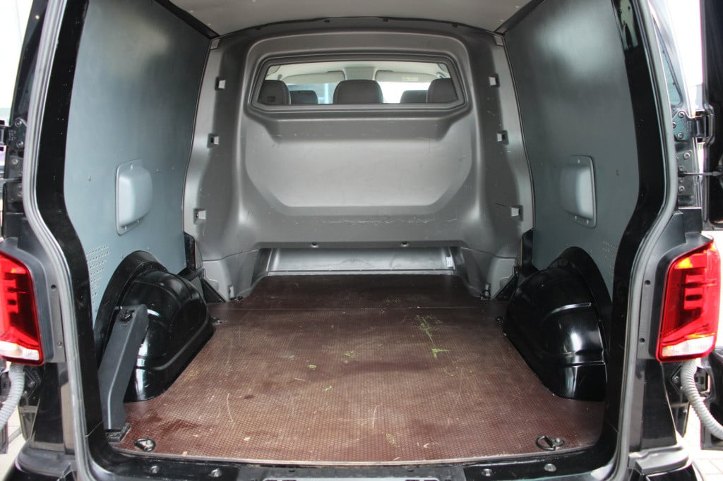 Volkswagen Transporter 2.0 tdi l2h1 30 dc bulli | alpine | acc | leder | ca
