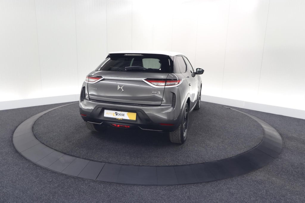 Ds Ds 3 crossback 50 kwh e-tense so chic | camera | dodehoekdetectie | head