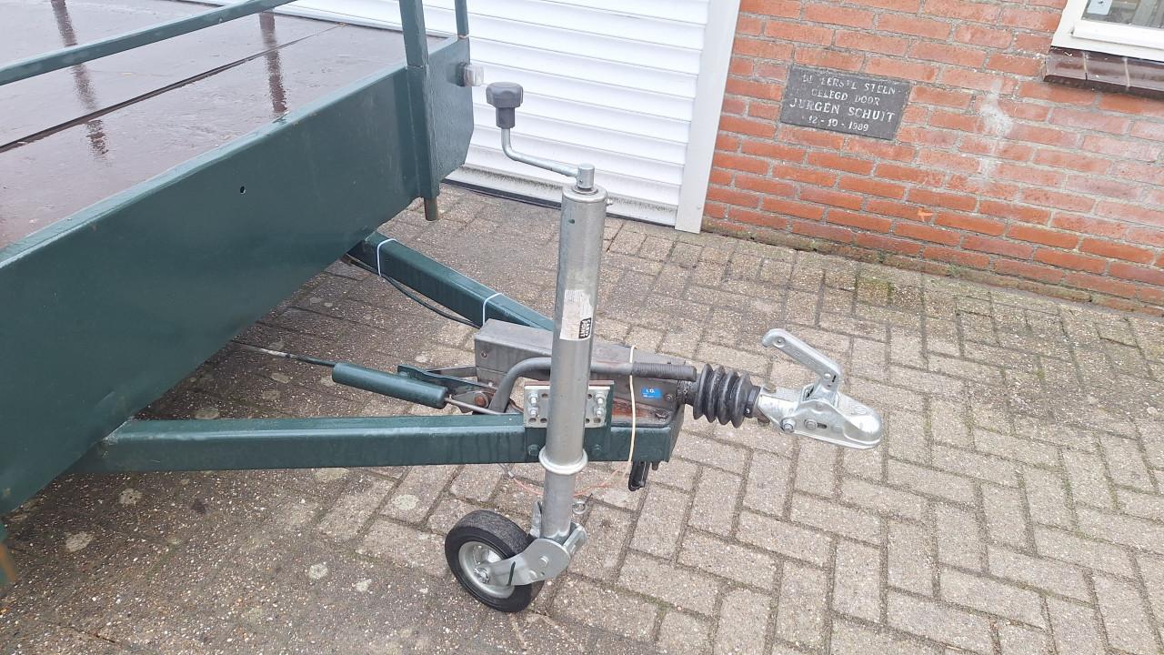 PLATEAUWAGEN – 290 x 190 CM – 1500 KG