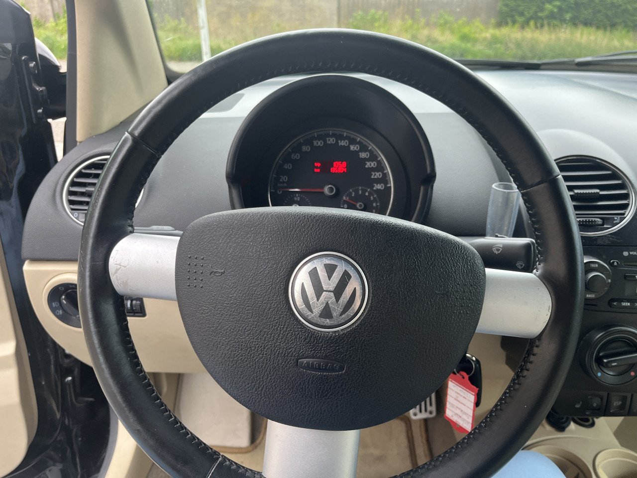Volkswagen new beetle cabriolet 1.8-20v Turbo 135dkm