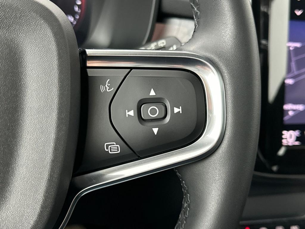 Volvo XC40 t5 262pk recharge ultimate dark| full options !! facelift