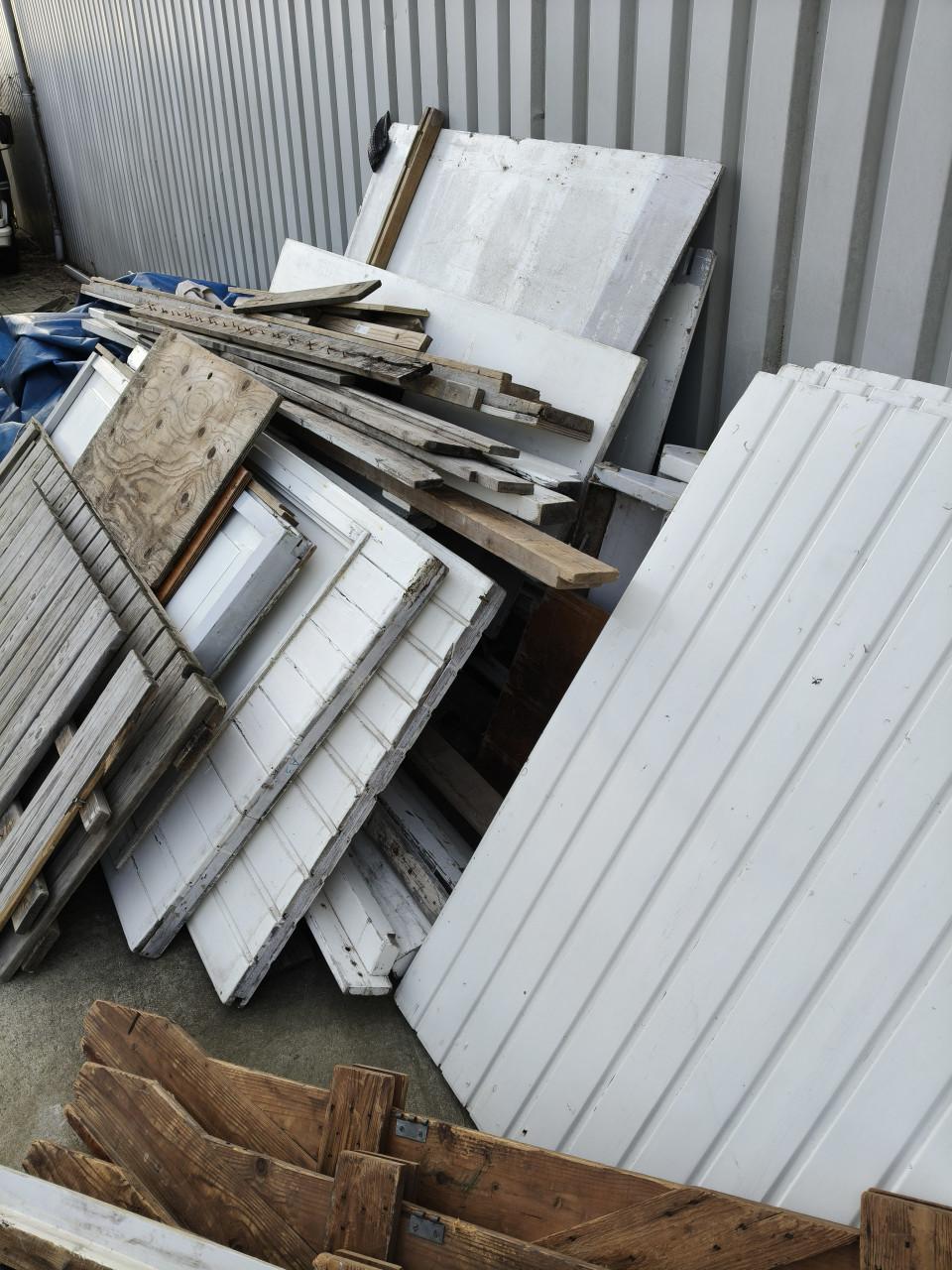 Diverse hout gratis!