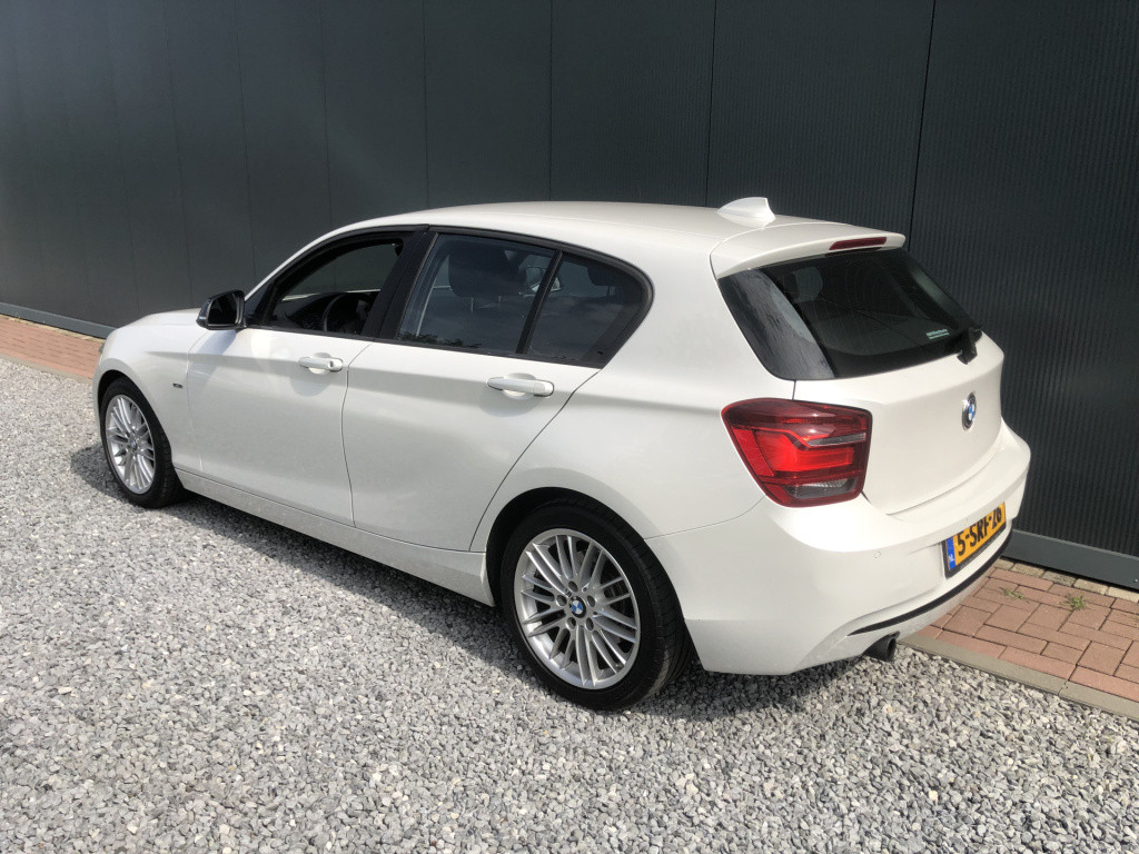 BMW 1 Serie 116i 136pk executive sportline 5-drs