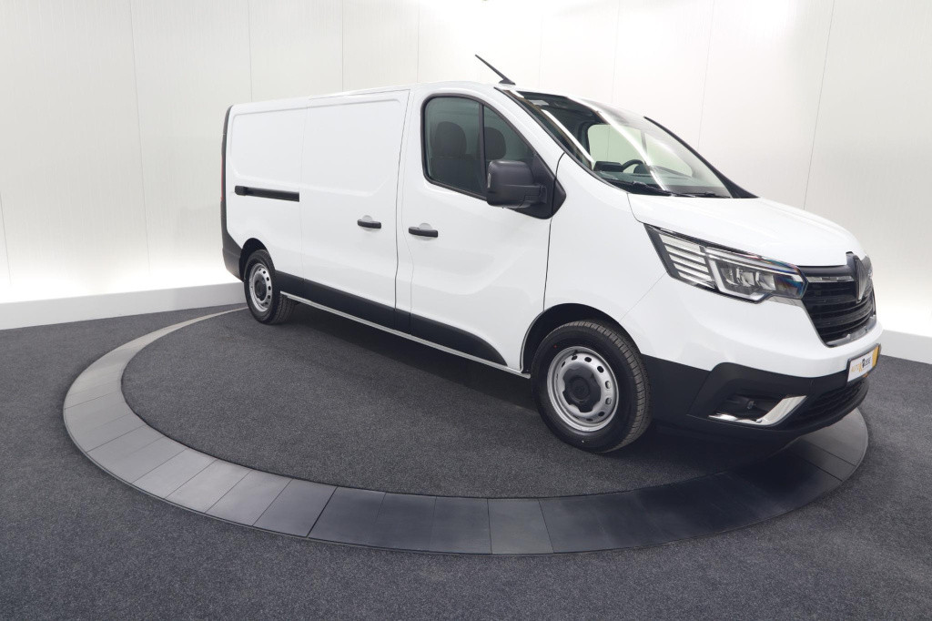 Renault Trafic 2.0 blue dci 130 t30 l2h1 advance | camera | apple carplay |
