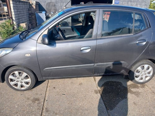 Hyundai l10 2011