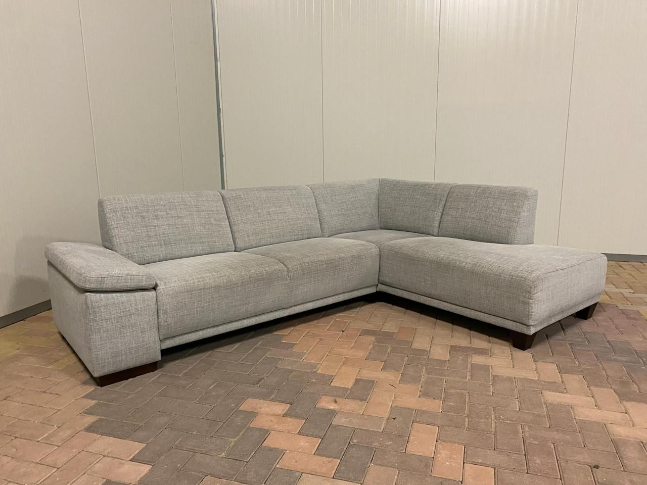 GRATIS LEVERING HEEL NL  Mooi Grijs Stoffen Hoekbank