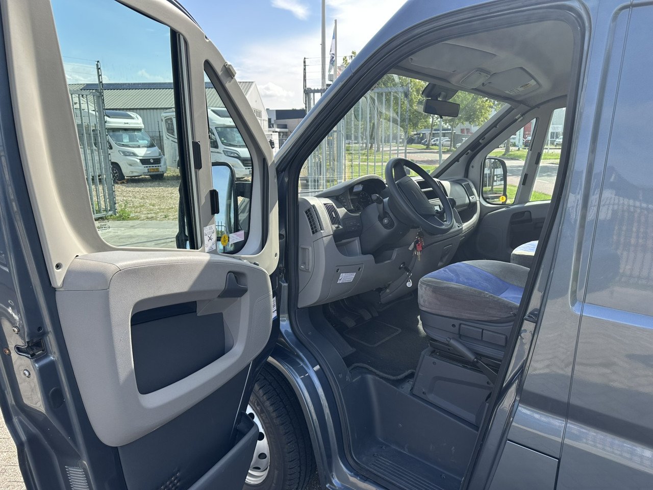 4 persoons Citroen Jumper / Pössl buscamper – Ideaal voor de avonturier