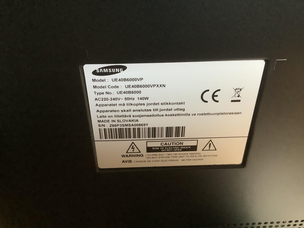 LCD tv van Samsung 40” type UE40B6000 geen smart tv. Met afstandsbediening