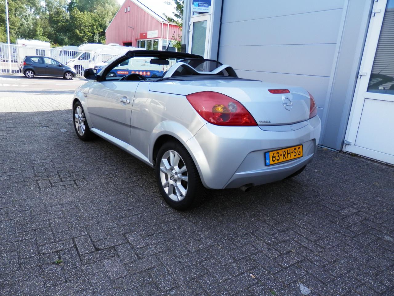 Auto Garant Biedt Aan: Opel Tigra 1.4 16v Sport