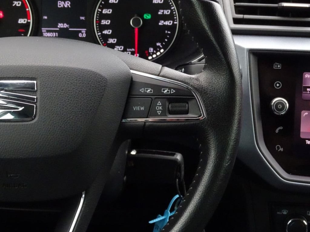 Seat Arona 1.0 tsi xcellence business intense trekhaak