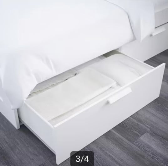 Tweepersoonsbed met opbergruimte in zeer goede staat